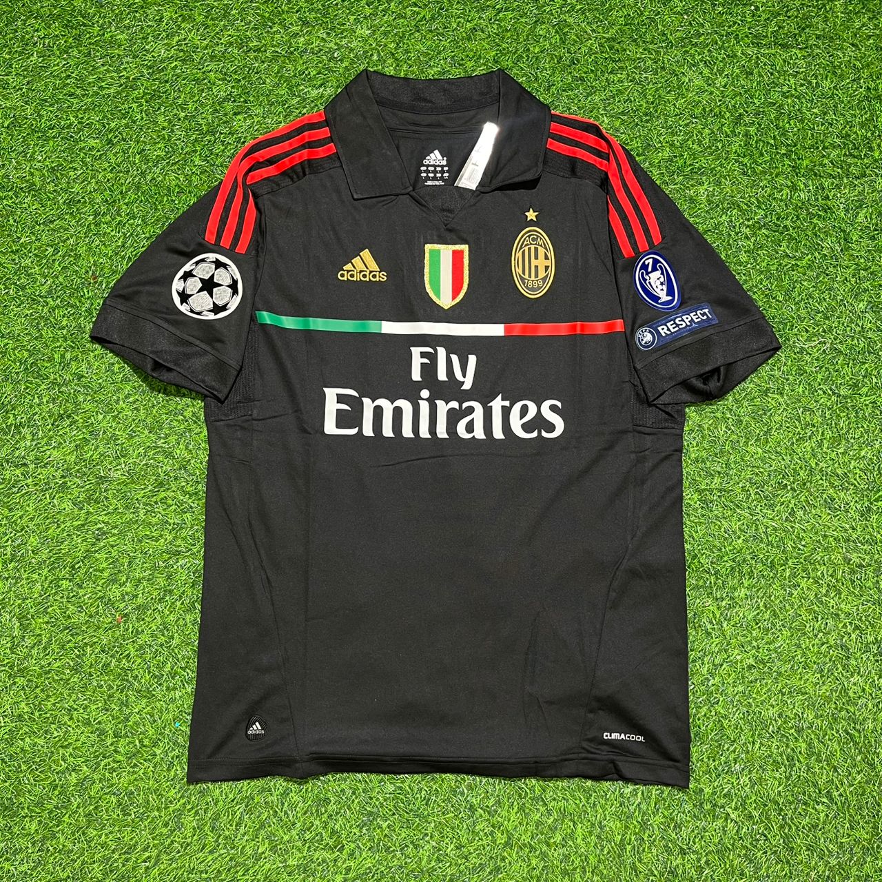 Thiago Silva 33 - Milan Third Kit 2011/12 Retro Football Jersey Kit