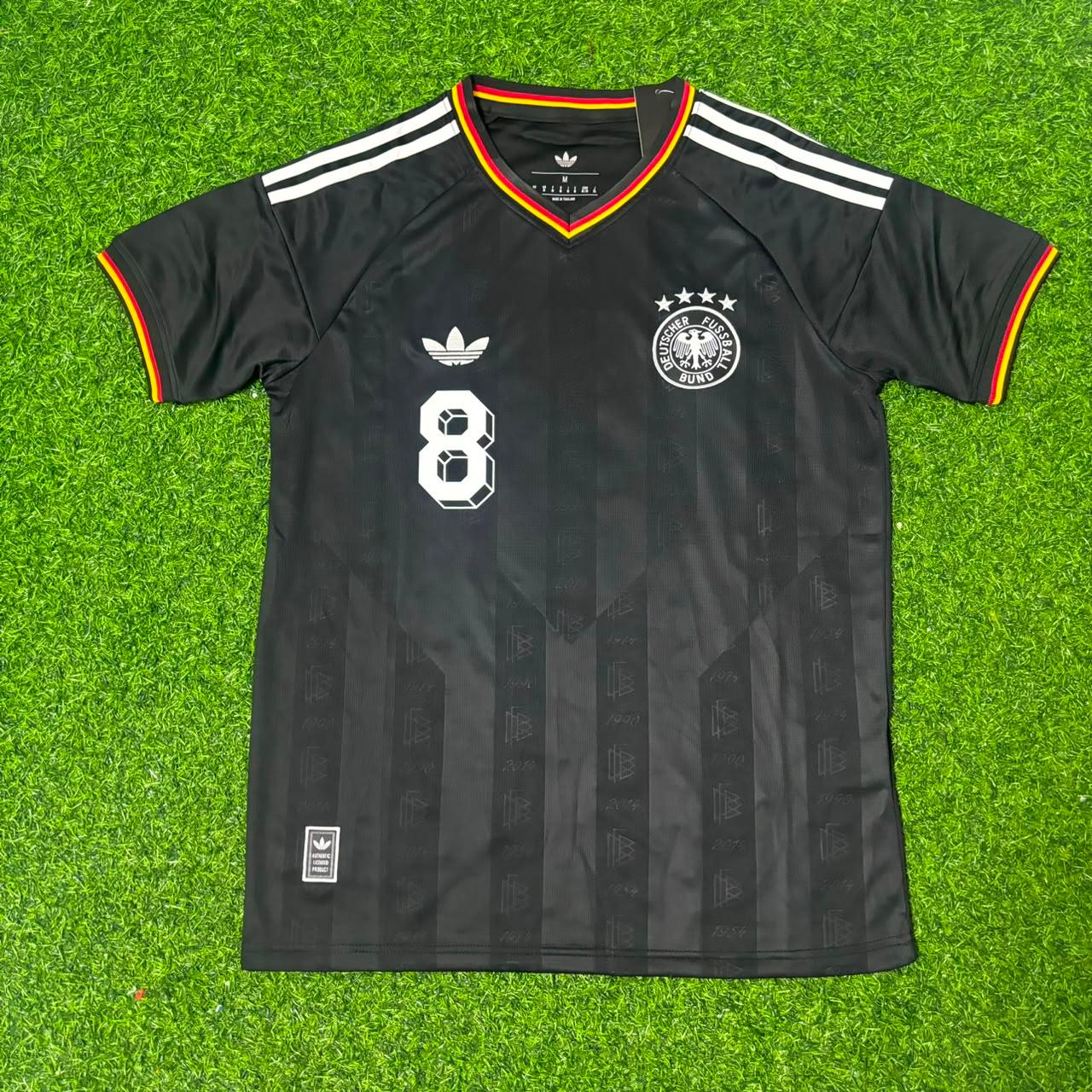Toni Kroos 8# Germany Black Retro Vintage Football Jersey Kit
