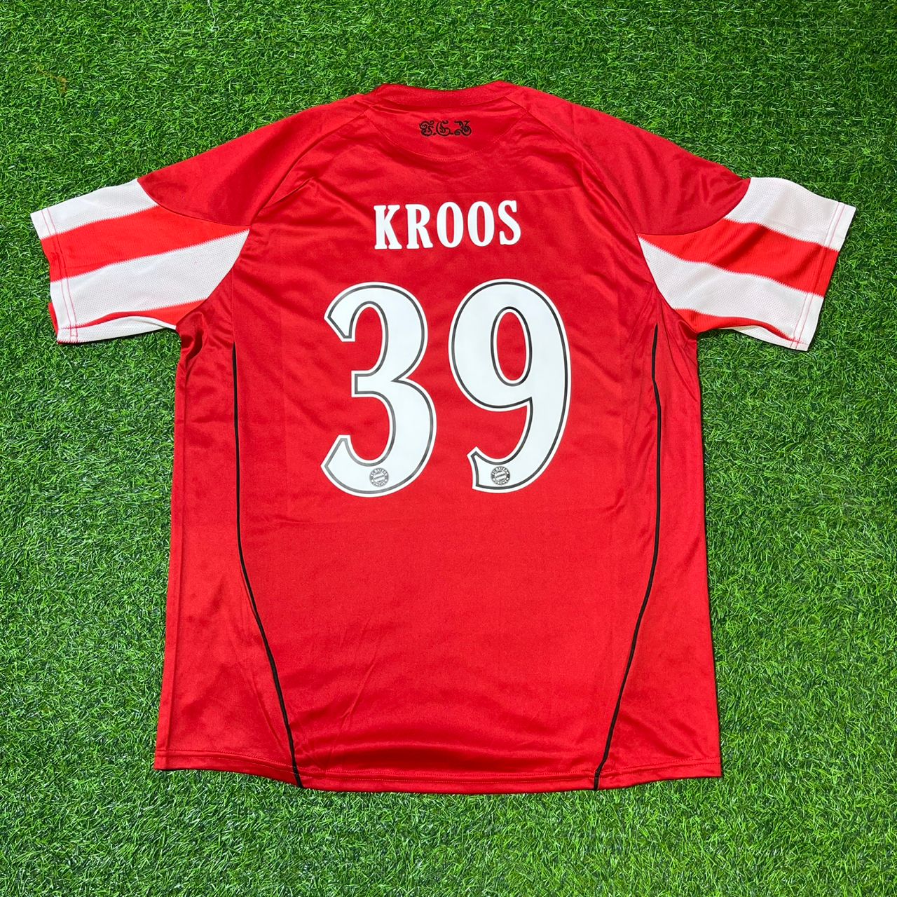 Toni Kroos Bayern Munich 2010/11 Home Football Jersey