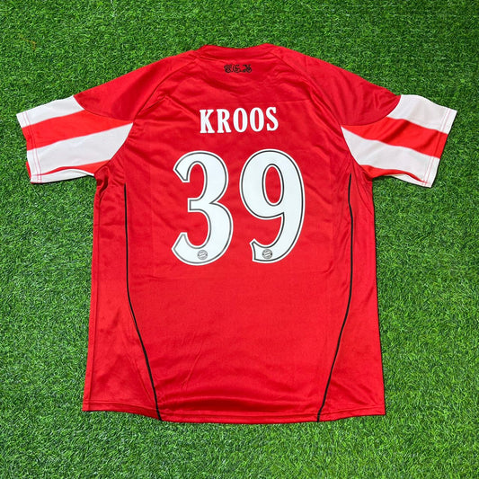 Toni Kroos Bayern Munich 2010/11 Home Football Jersey