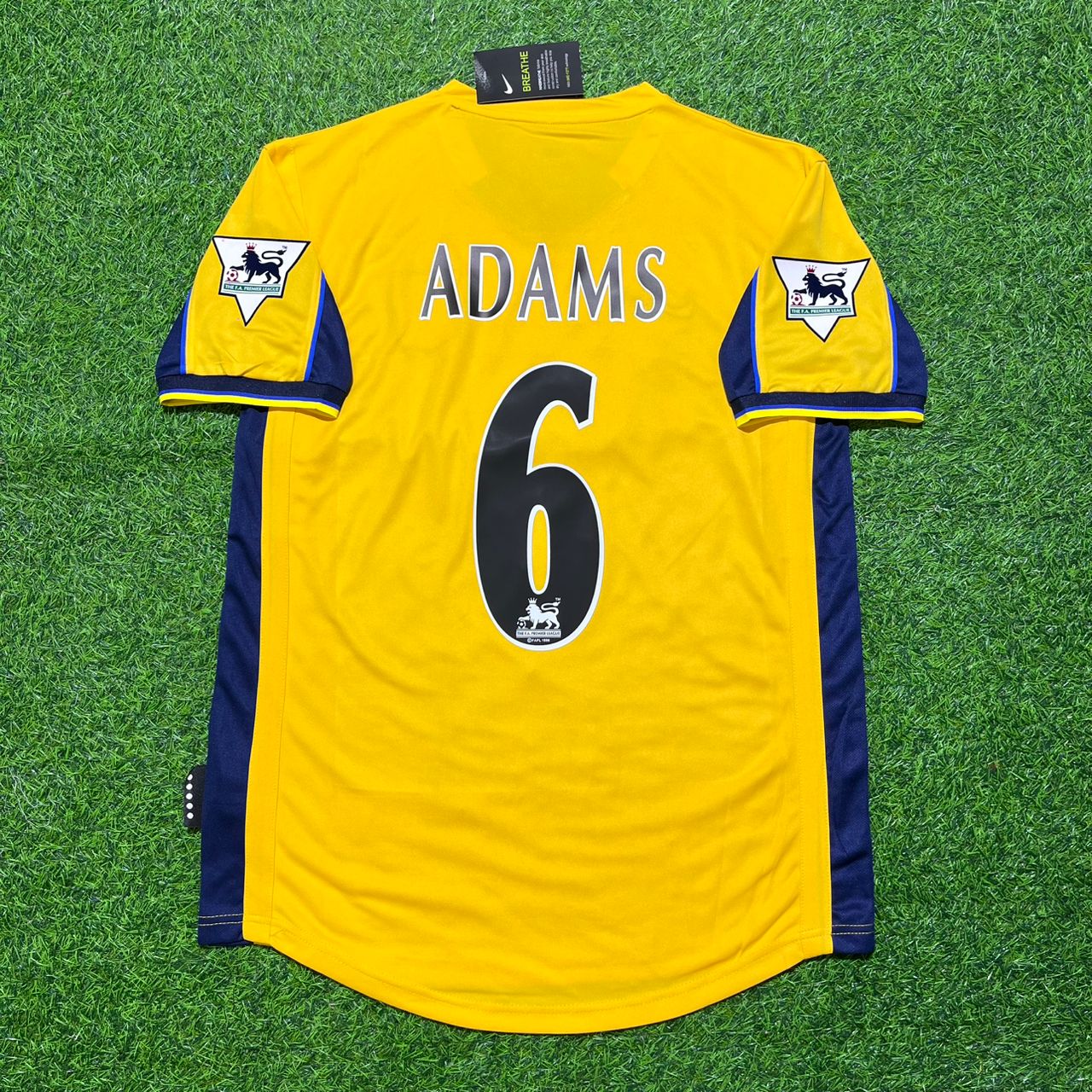 Tony Adams - Arsenal 2000 Retro Football Jersey