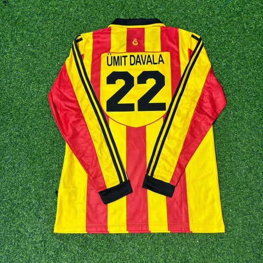 Ümit Davala Galatasaray 1999-2000 Long Sleeve Retro Football Jersey Kit