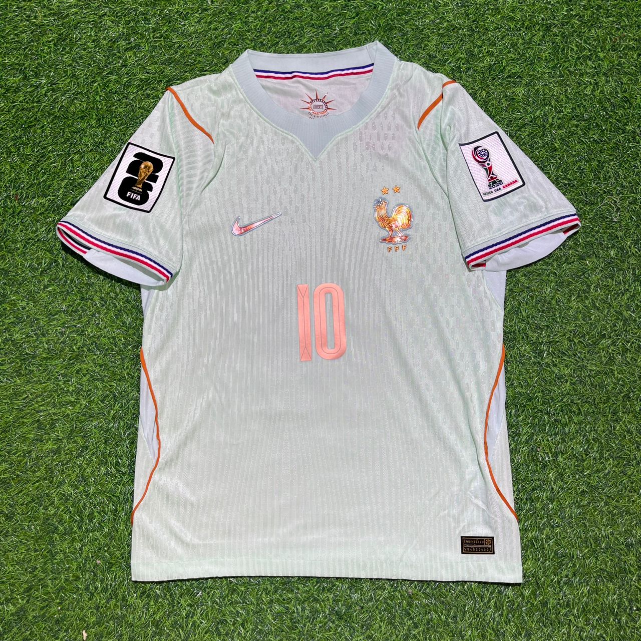 Frankreich Nationalmannschaft Weltmeisterschaft 2026 Kylian Mbappé Auswärts-Fußballtrikot