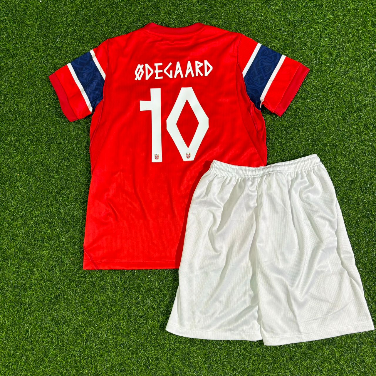 Norwegen Nationalmannschaft WM 2026 Martin Odegaard Kinder Fußball-Trikot