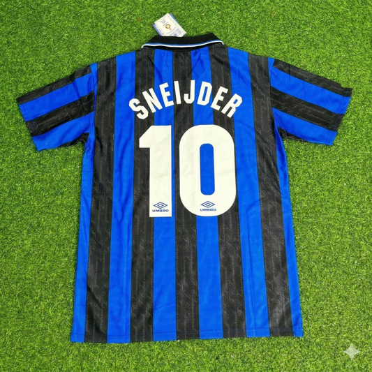 Wesley Sneijder Inter Home Retro Football Jersey Kit