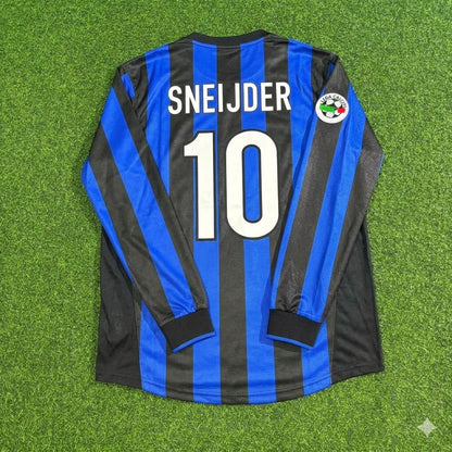 Wesley Sneijder - Inter Retro Football Jersey