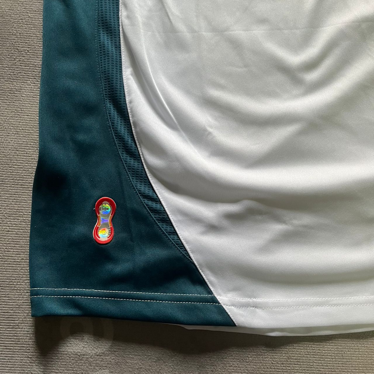Dirk Kuyt Liverpool 2006 2007 White Retro Football Jersey