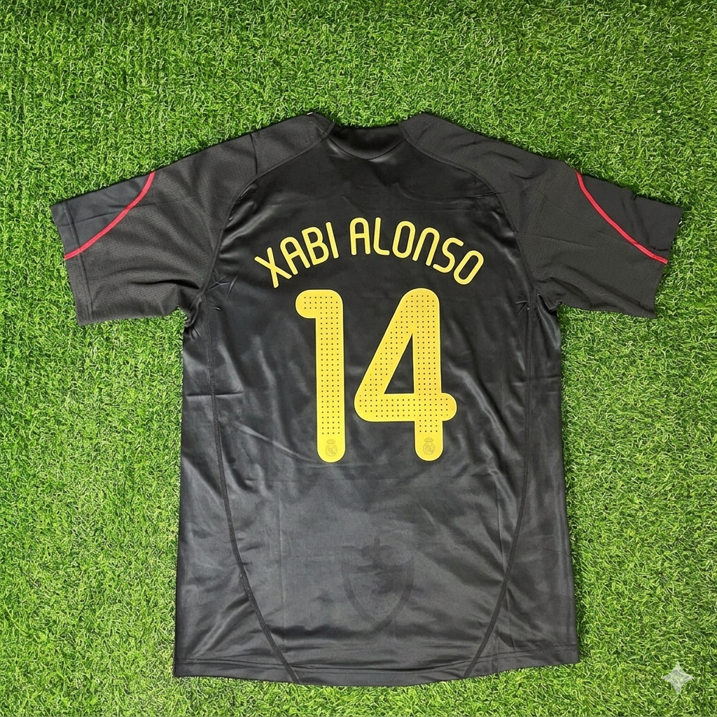 Xabi Alonso Liverpool 2009/10 Black Retro Football Jersey Kit