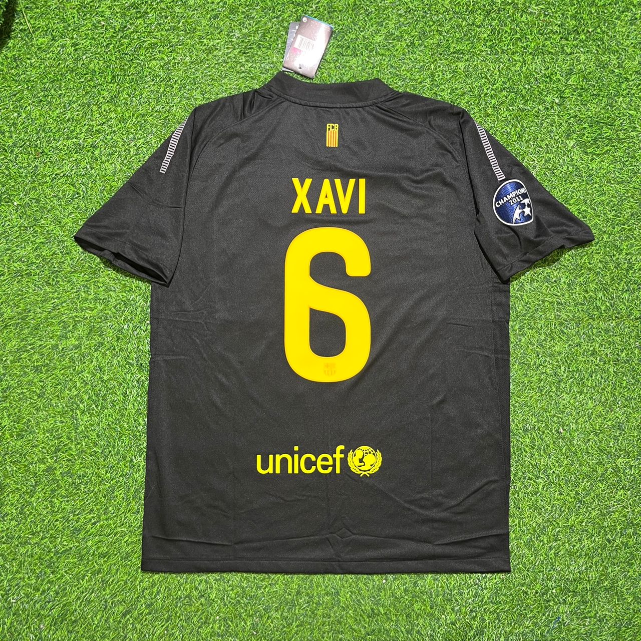 Xavi Barcelona 2011-2012 Black Retro Football Jersey