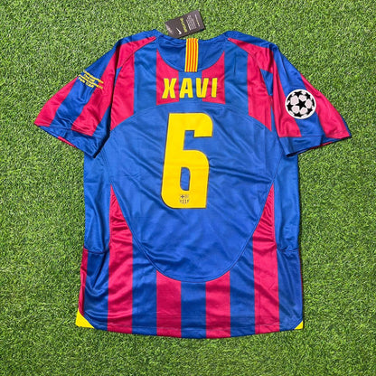 Xavi Hernandez Barcelona 2006 Final Retro Short Sleeve Football Jersey Kit