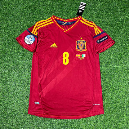 Spain EURO 2012 Xavi Hernandez Final Retro Football Jersey Kit