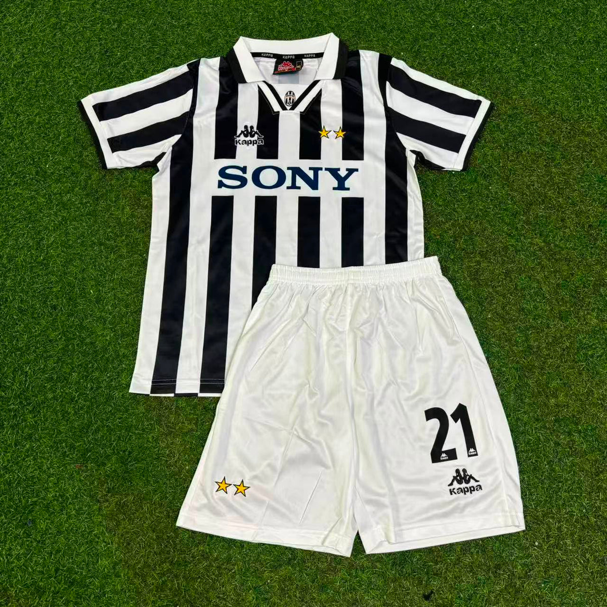 Juventus 1996 Zinedine Zidane 1997 Retro Kids Football Jersey