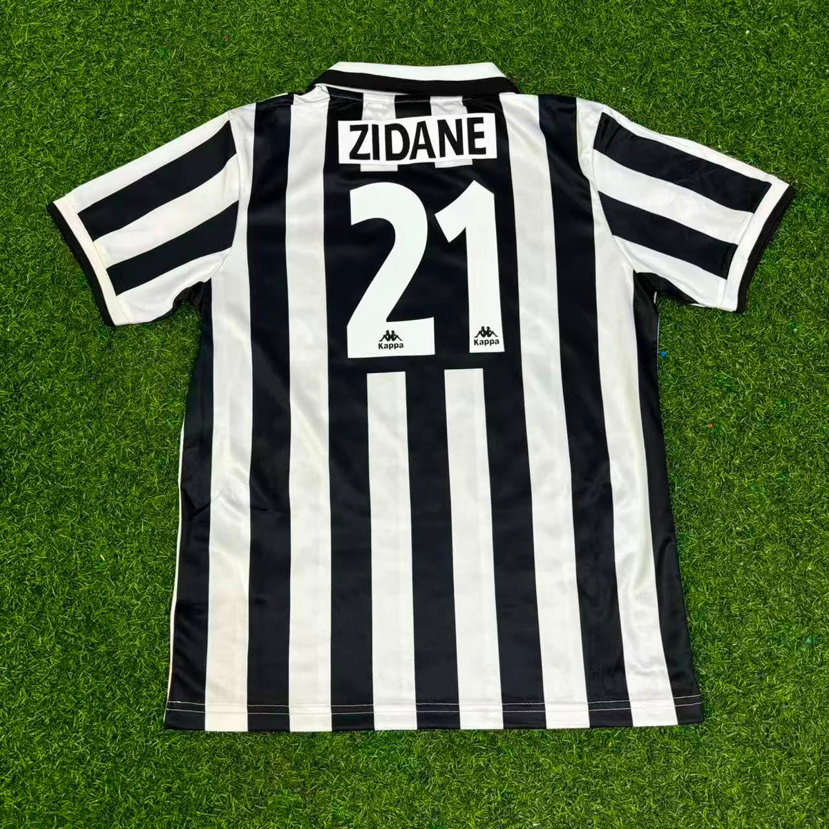 Juventus 1996 Zinedine Zidane 1997 Retro Kids Football Jersey