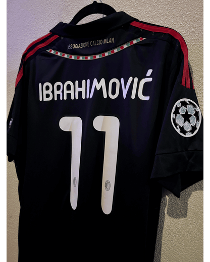 Zlatan Ibrahimović 11 - Milan Third Football Jersey Kit