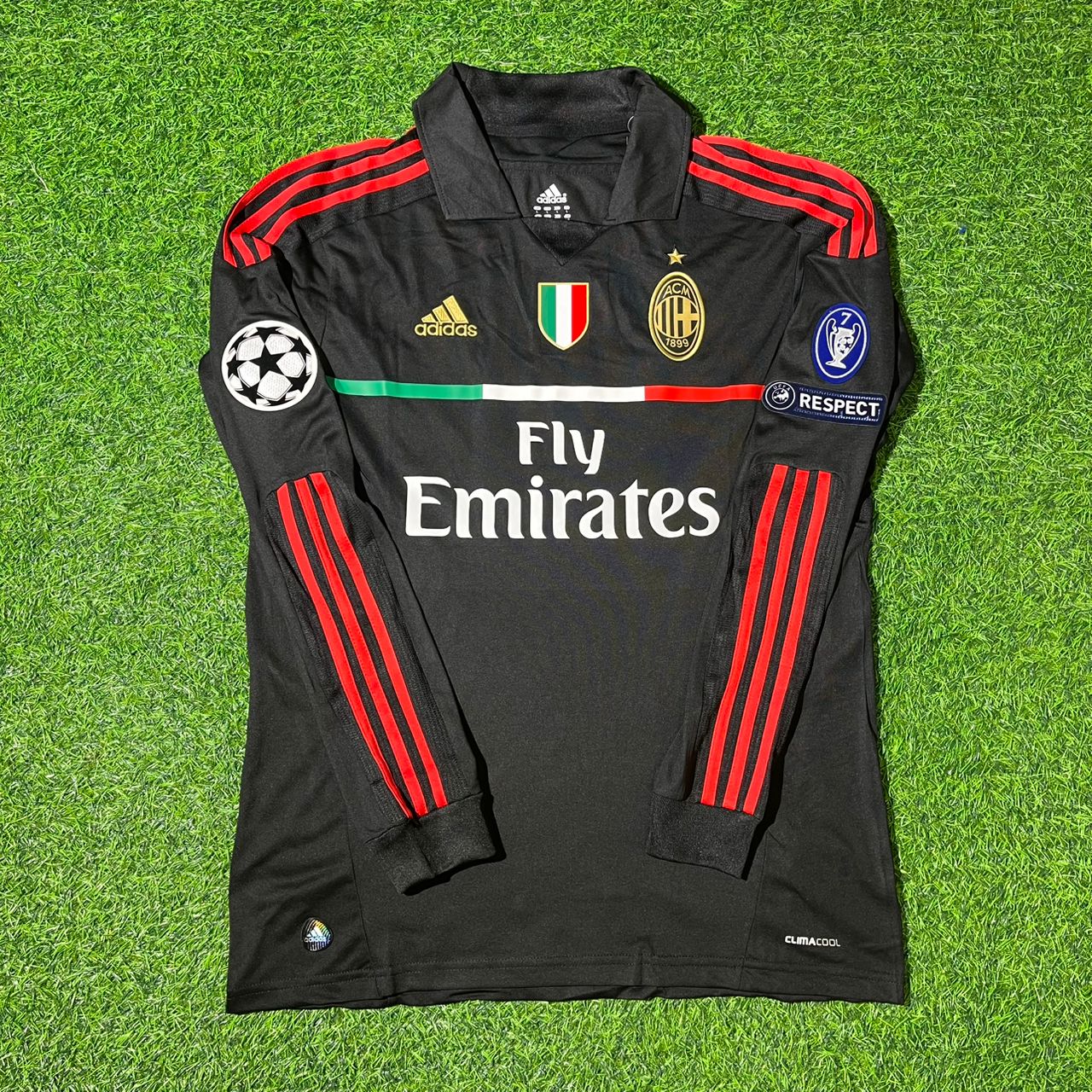 Filippo Inzaghi AC Milan 2011/12 Red & Black Retro Football Jersey Collection