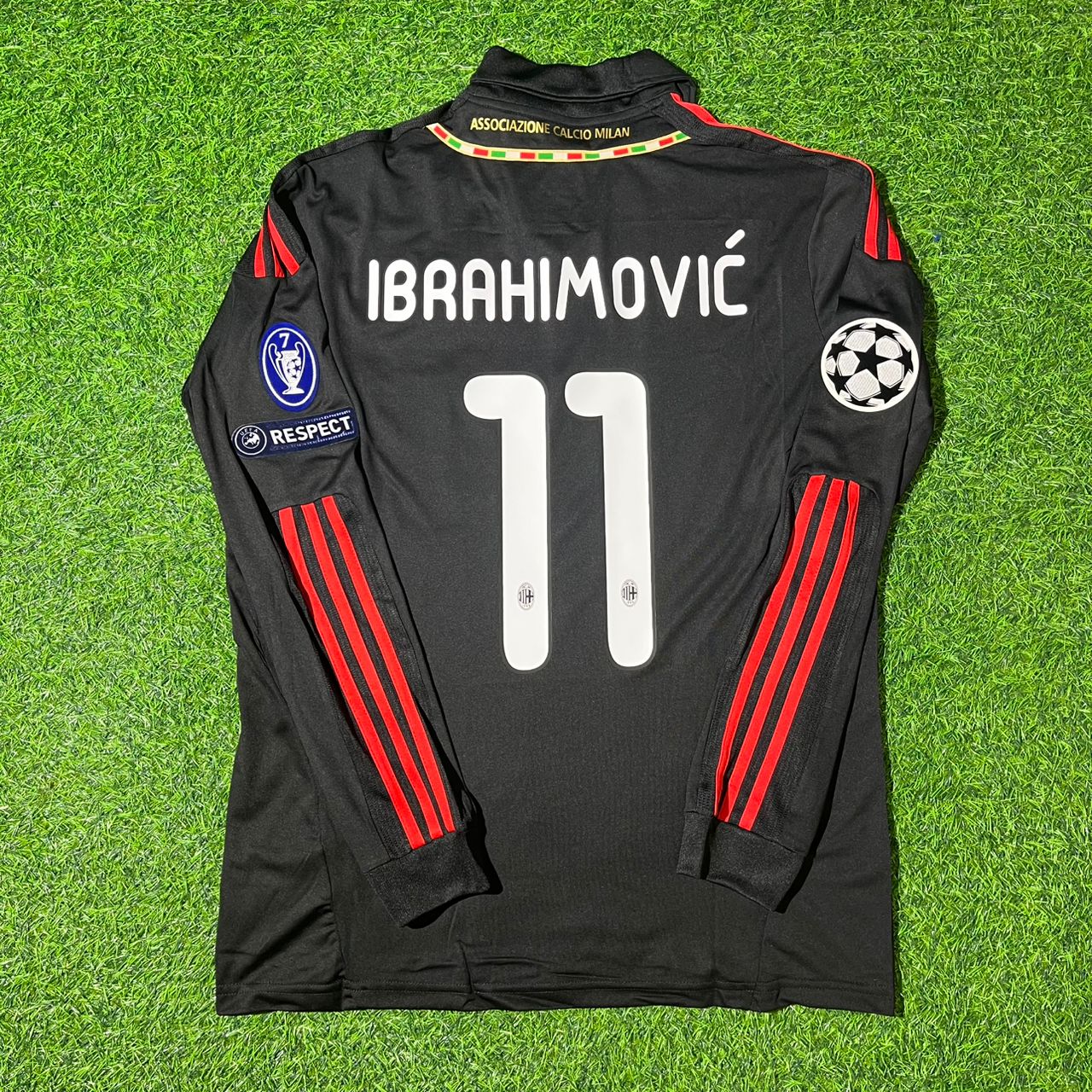 Zlatan Ibrahimović AC Milan 2011/12 Red & Black Retro Football Jersey Collection