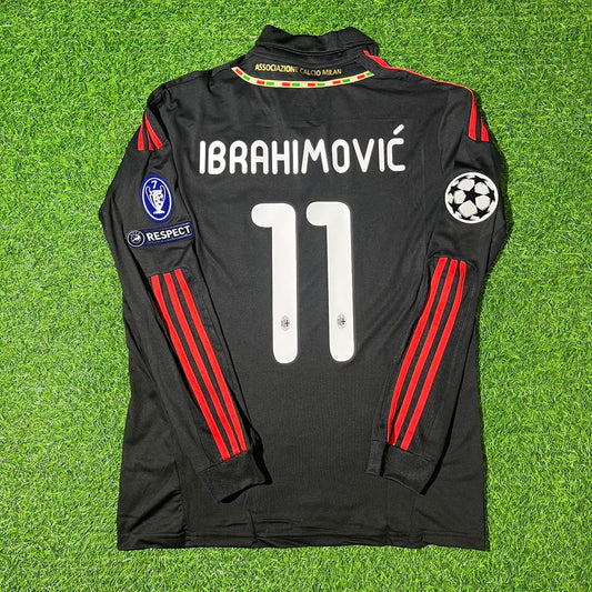 Zlatan Ibrahimović AC Milan 2011/12 Red & Black Retro Football Jersey Collection