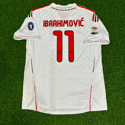 Zlatan Ibrahimović #11 Milan 2011-2012 White Away Retro Football Jersey Kit