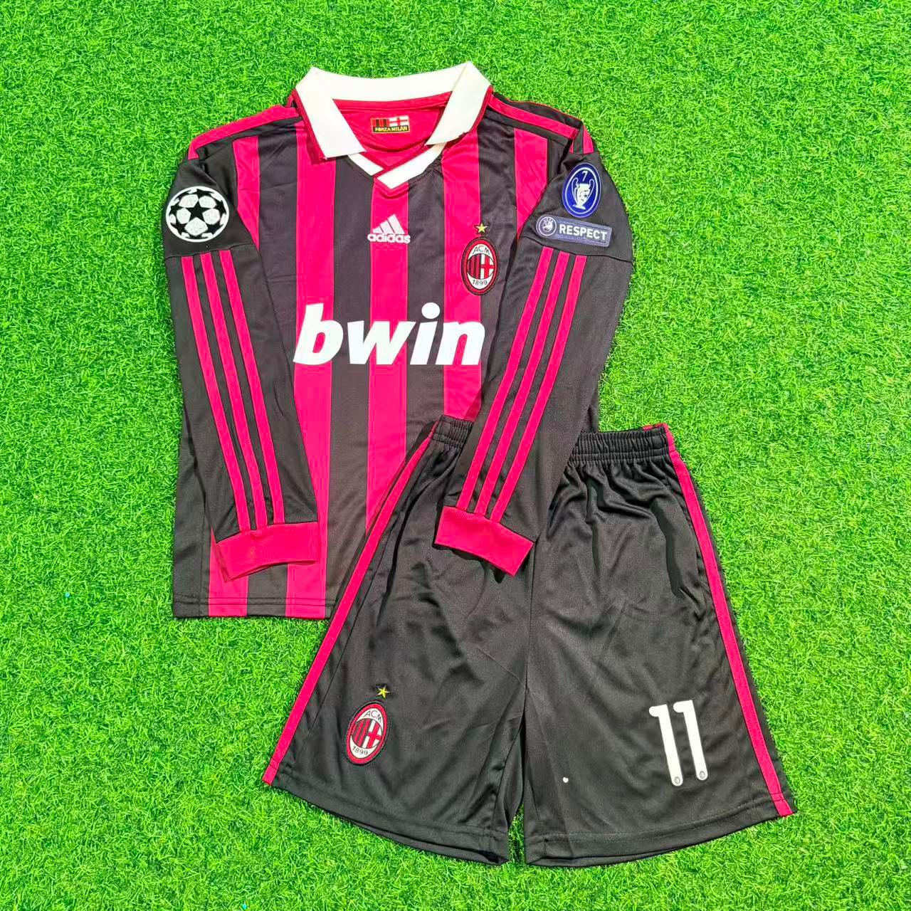 Zlatan Ibrahimovic AC Milan Kids Retro Long Sleeve Football Jersey Kit