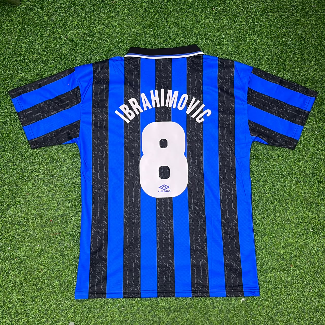 Zlatan Ibrahimović Inter Retro Football Jersey Kit