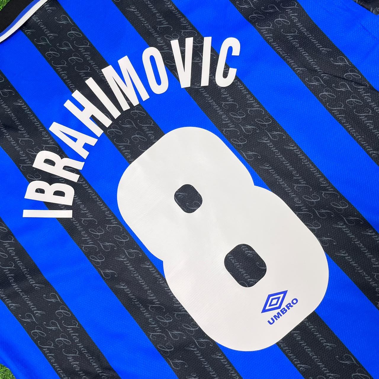Zlatan Ibrahimović Inter Retro Football Jersey Kit