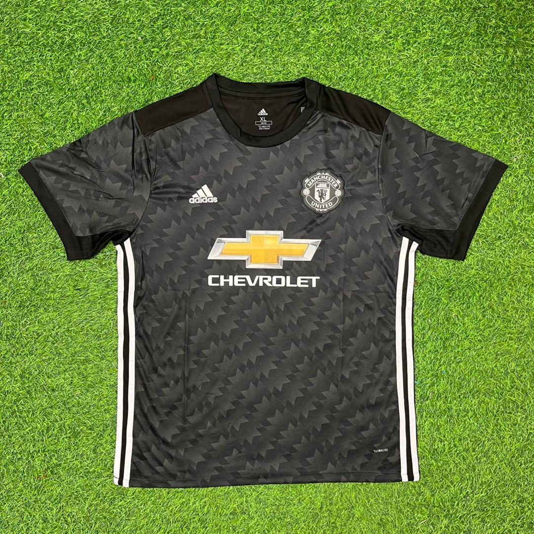 Nemanja Vidic Manchester United Black Retro Football Jersey Kit