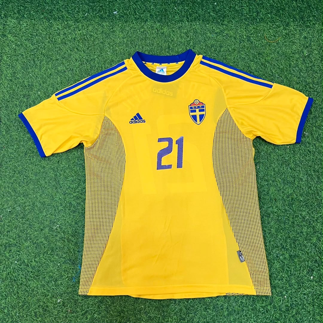 Zlatan Ibrahimovic Sweden 2002 World Cup Home Yellow Retro Football Jersey