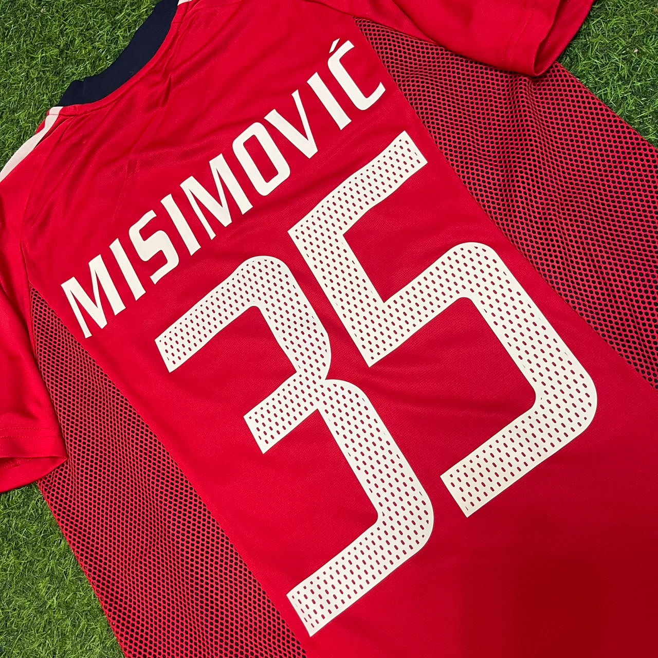 Zvjezdan Misimovic Bayern München 2002/2003 Season Home Red Retro Football Jersey